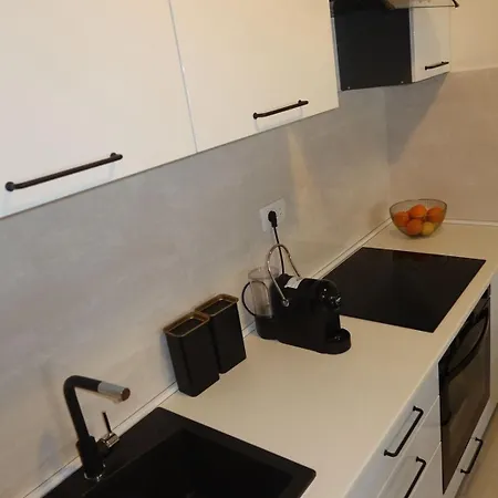 82 Point Апартаменты